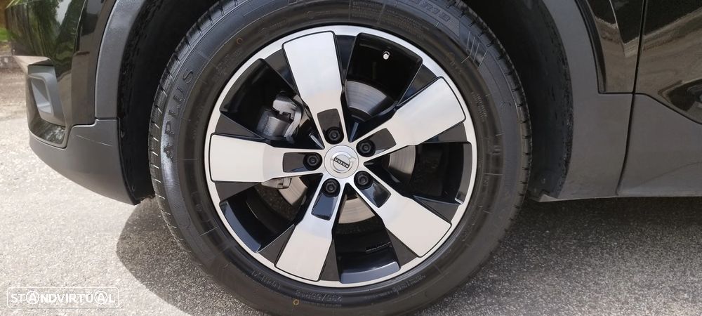 Volvo XC 40 2.0 D3 Momentum Plus - 17