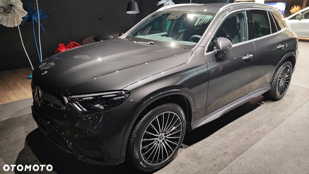 Mercedes-Benz GLC - 1
