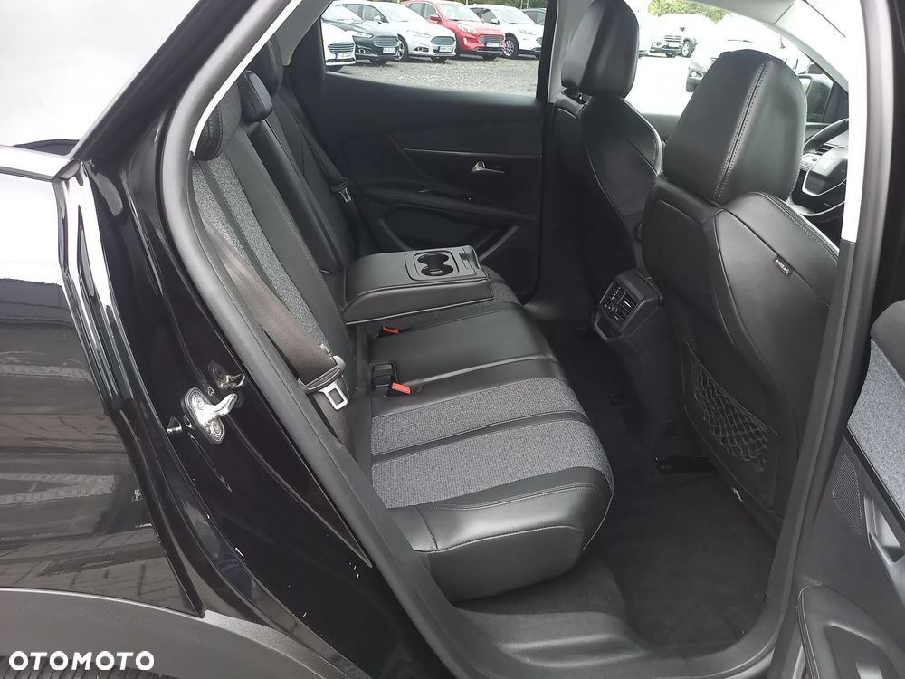 Peugeot 3008 BlueHDi 130 Stop & Start Allure - 22