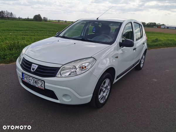 Dacia Sandero 1.2 16V Laureate