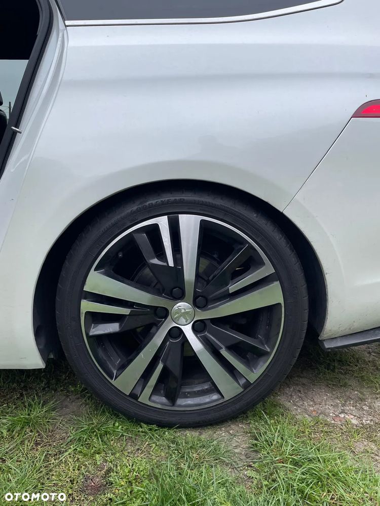 Peugeot 308 - 11