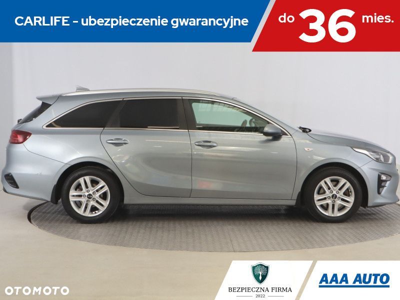 Kia Ceed - 8
