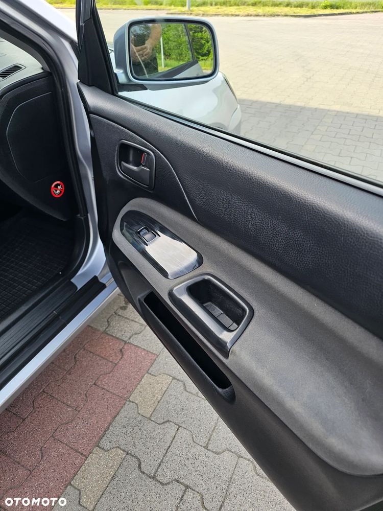 Mitsubishi Lancer 1.6 Comfort - 14
