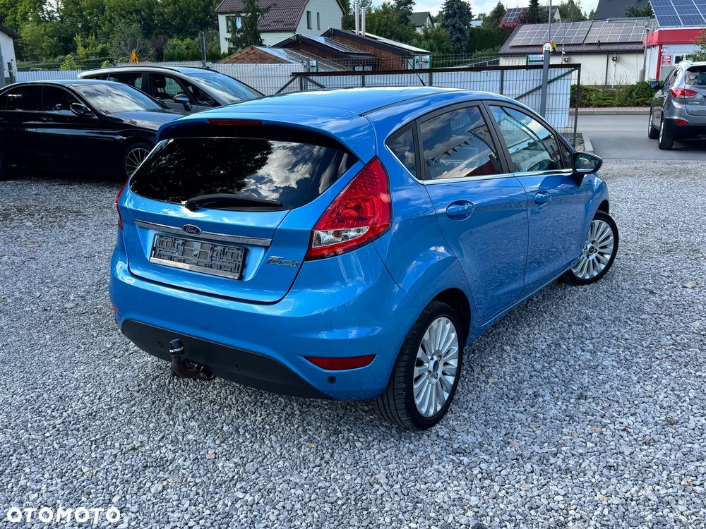 Ford Fiesta 1.4 Champions Edition - 2