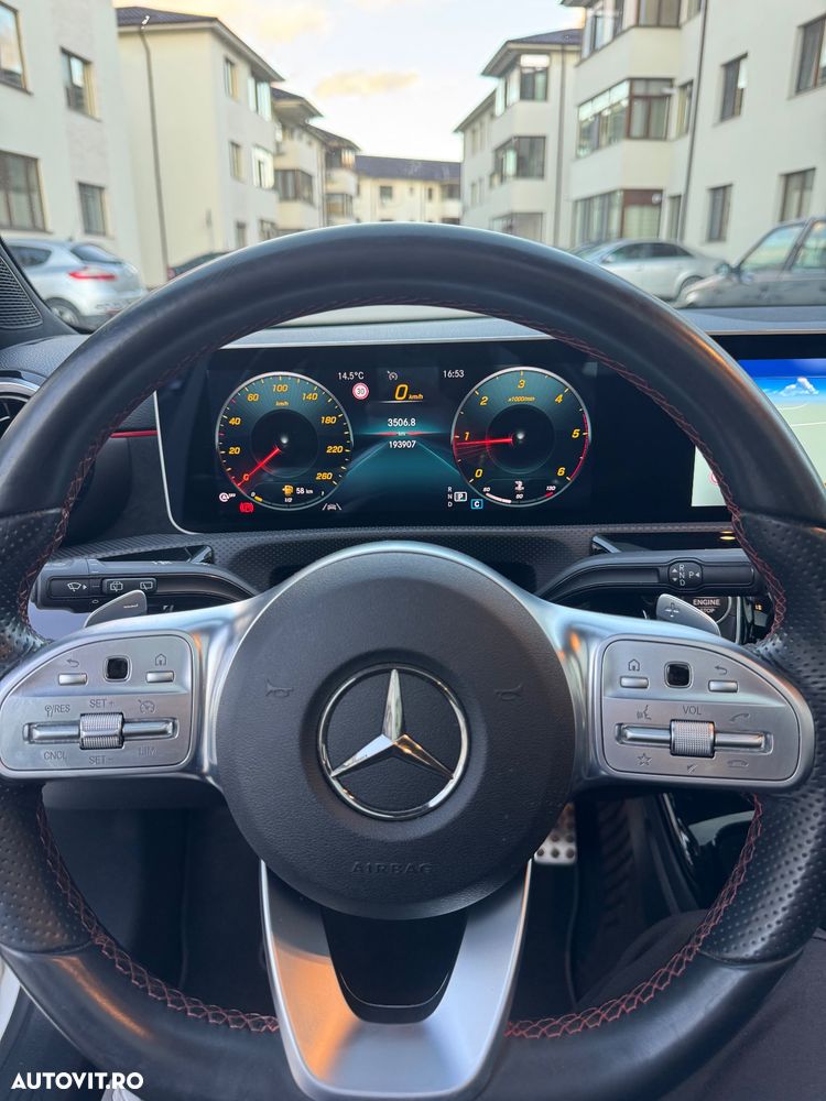 Mercedes-Benz A 180 d 7G-DCT AMG Line - 19