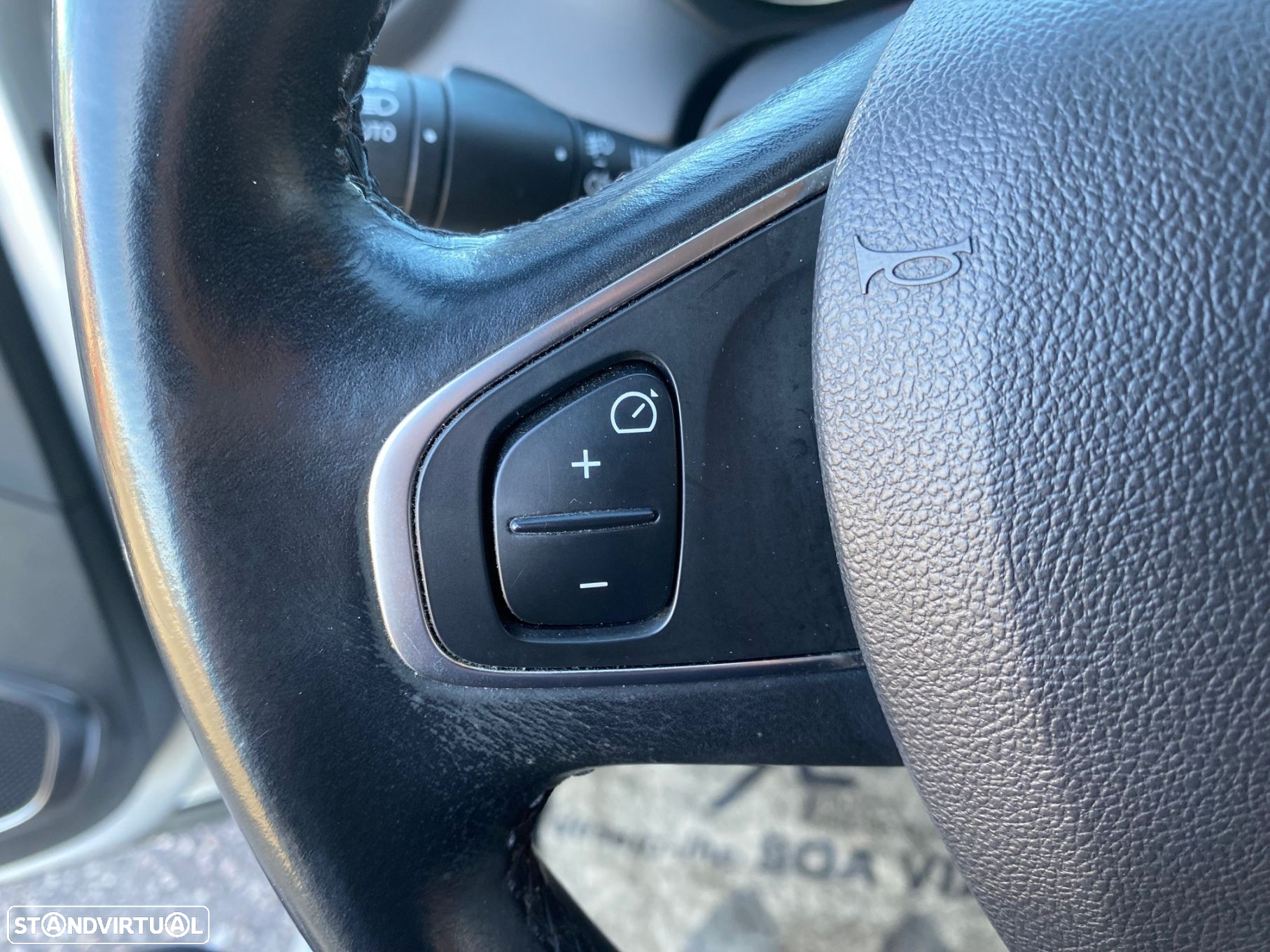 Renault Captur - 22