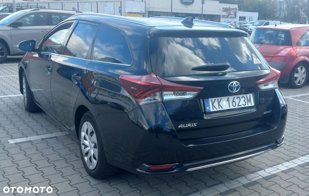 Toyota Auris 1.8 HSD Luna - 3