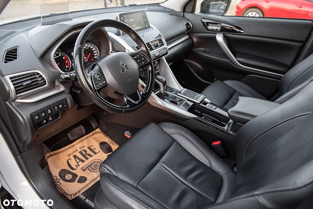 Mitsubishi Eclipse Cross - 15