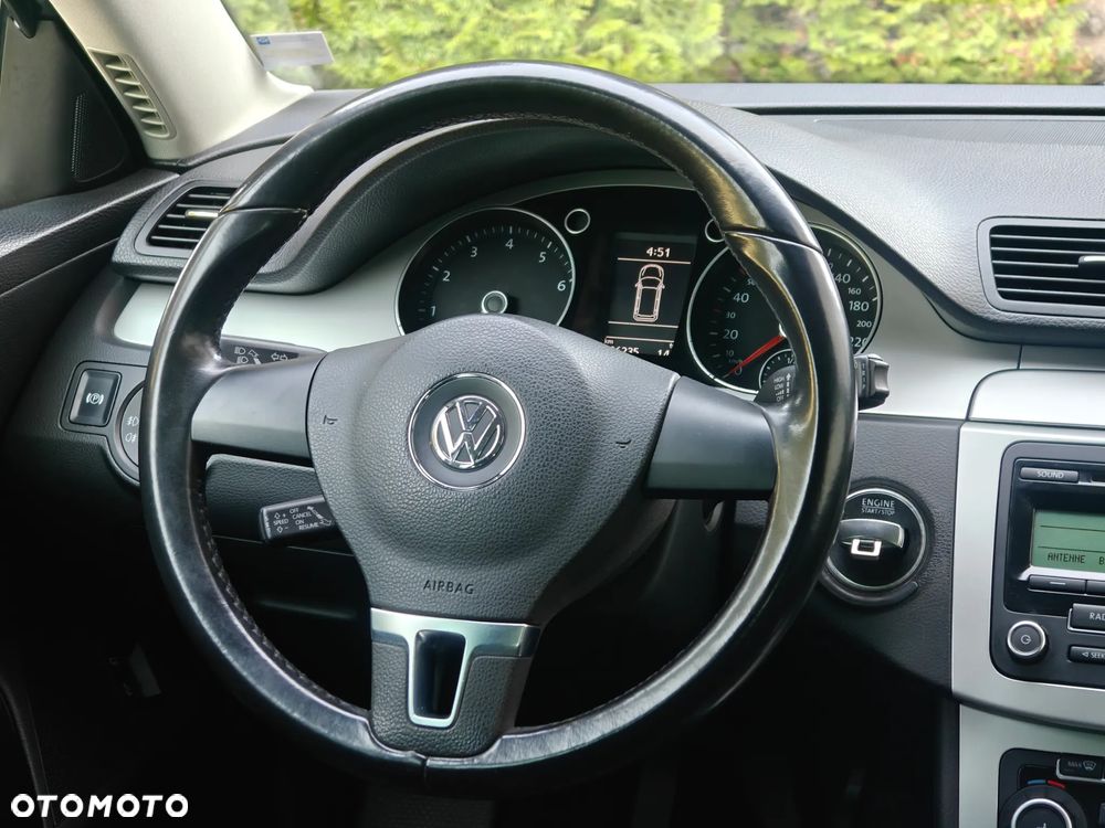 Volkswagen Passat 1.6 Comfortline - 7