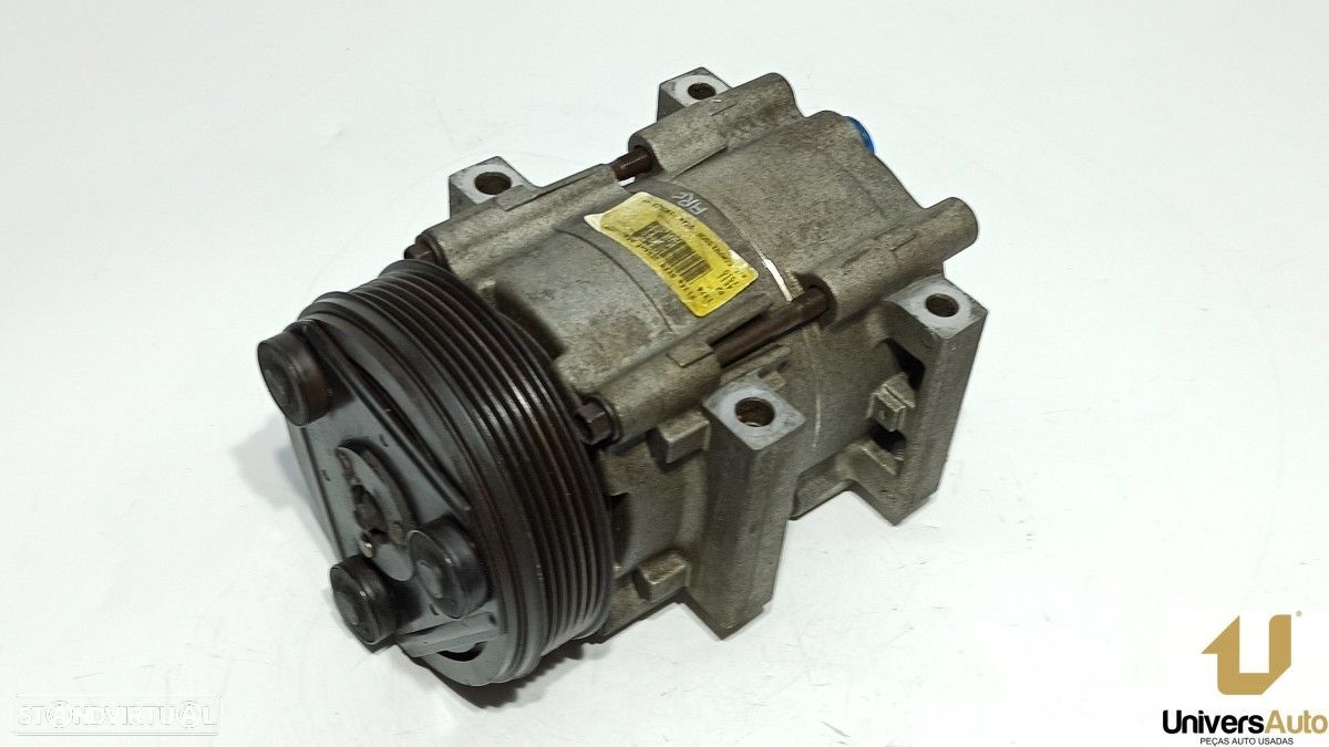 COMPRESSOR DE AR CONDICIONADO FORD ESCORT BERLINA/TURNIER CLX BERLINA - 1