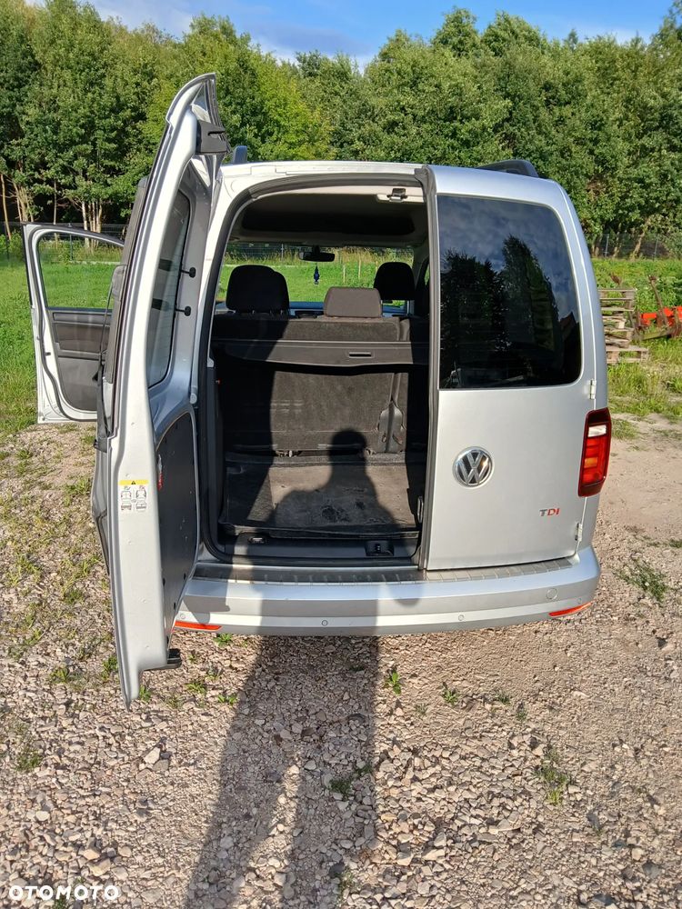 Volkswagen Caddy 2.0 TDI Comfortline - 17