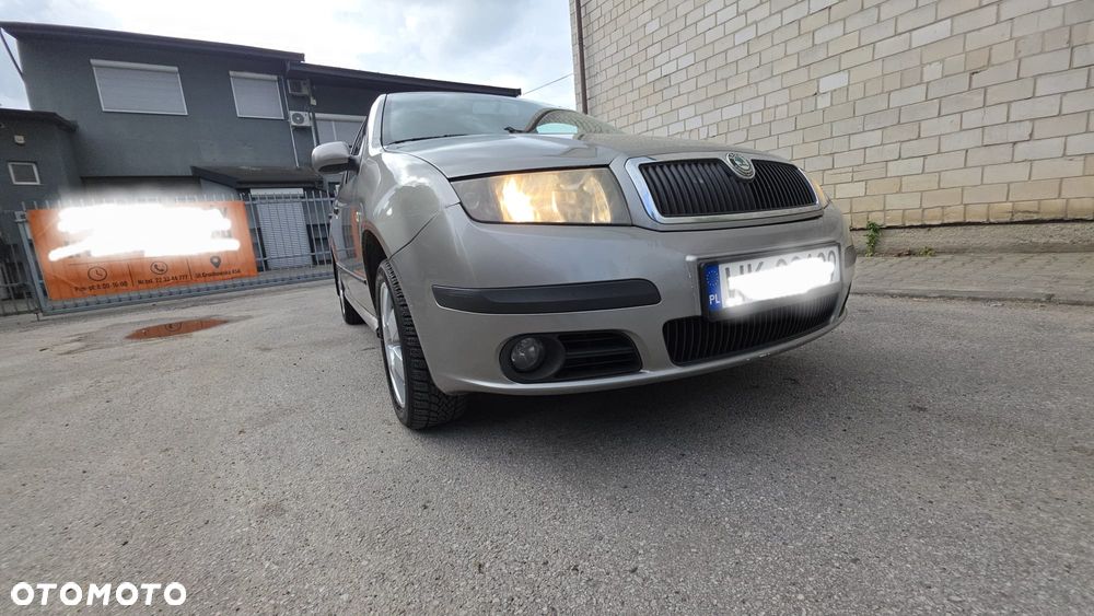 Skoda Fabia - 10