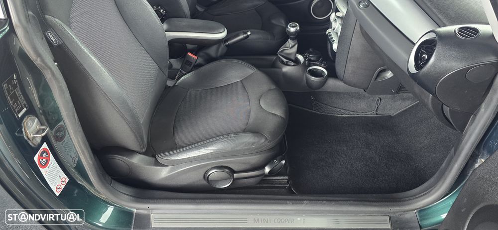MINI 3 Portas Cooper D - 9