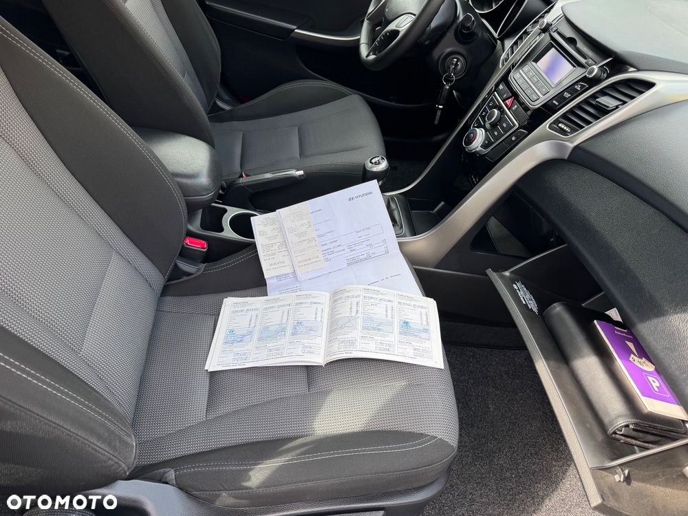Hyundai i30 1.6 GDI Premium - 36