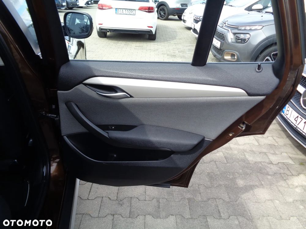 BMW X1 - 15