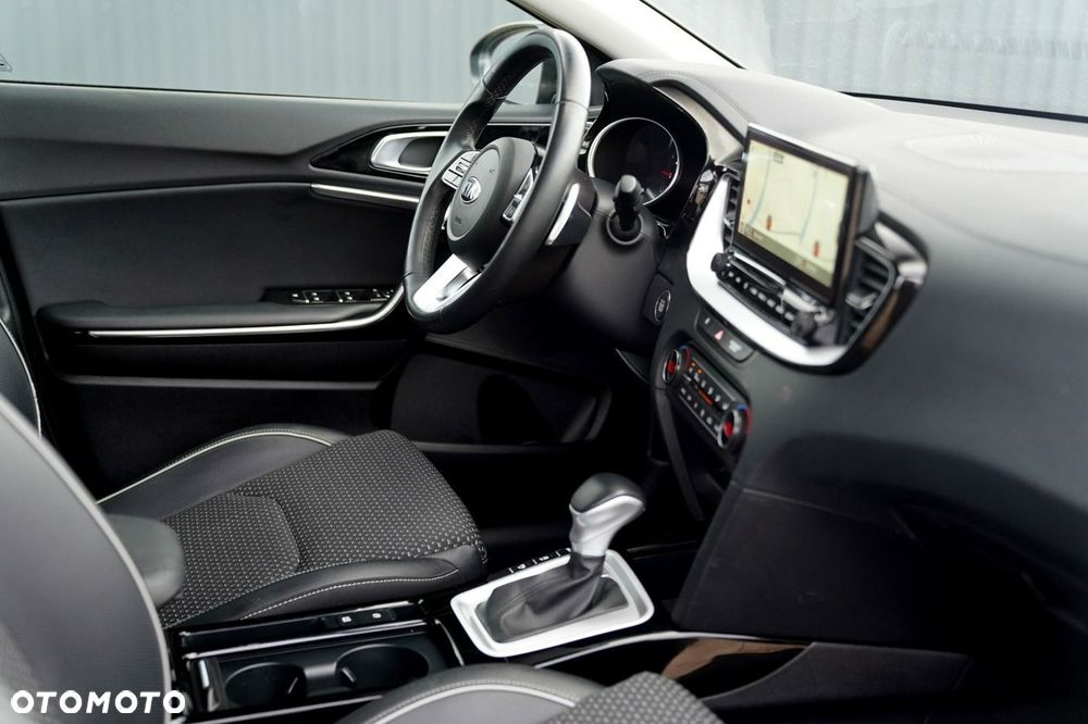 Kia XCeed - 20