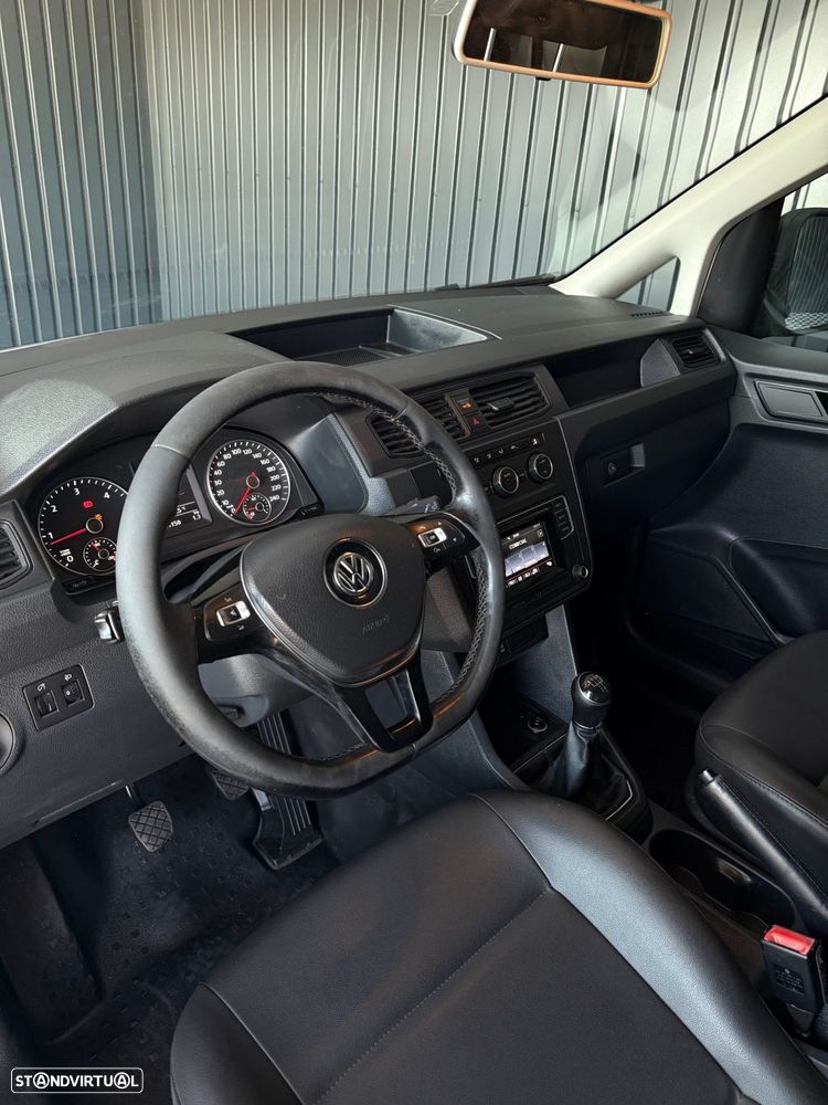 VW Caddy 1.6 TDi BlueMotion - 16