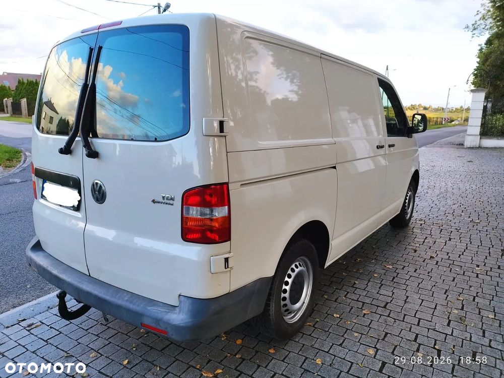 Volkswagen Transporter - 4
