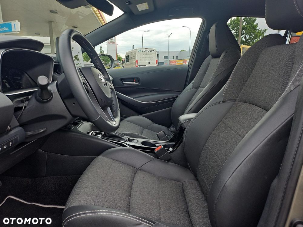 Toyota Corolla 1.8 Hybrid Style - 12