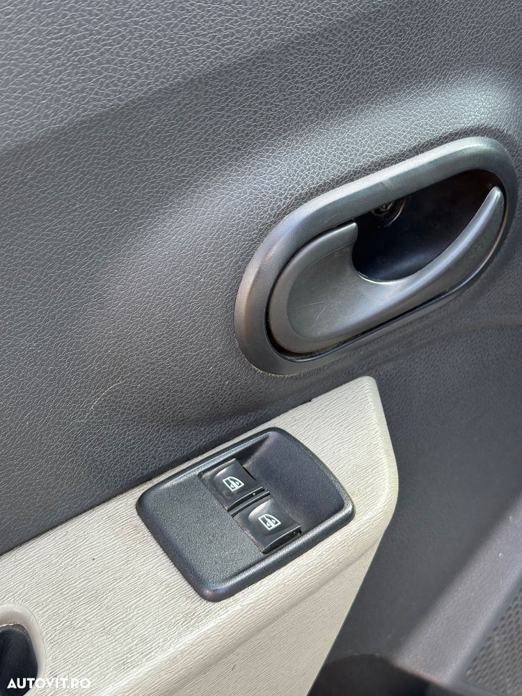 Dacia Dokker 1.6 Basic - 13