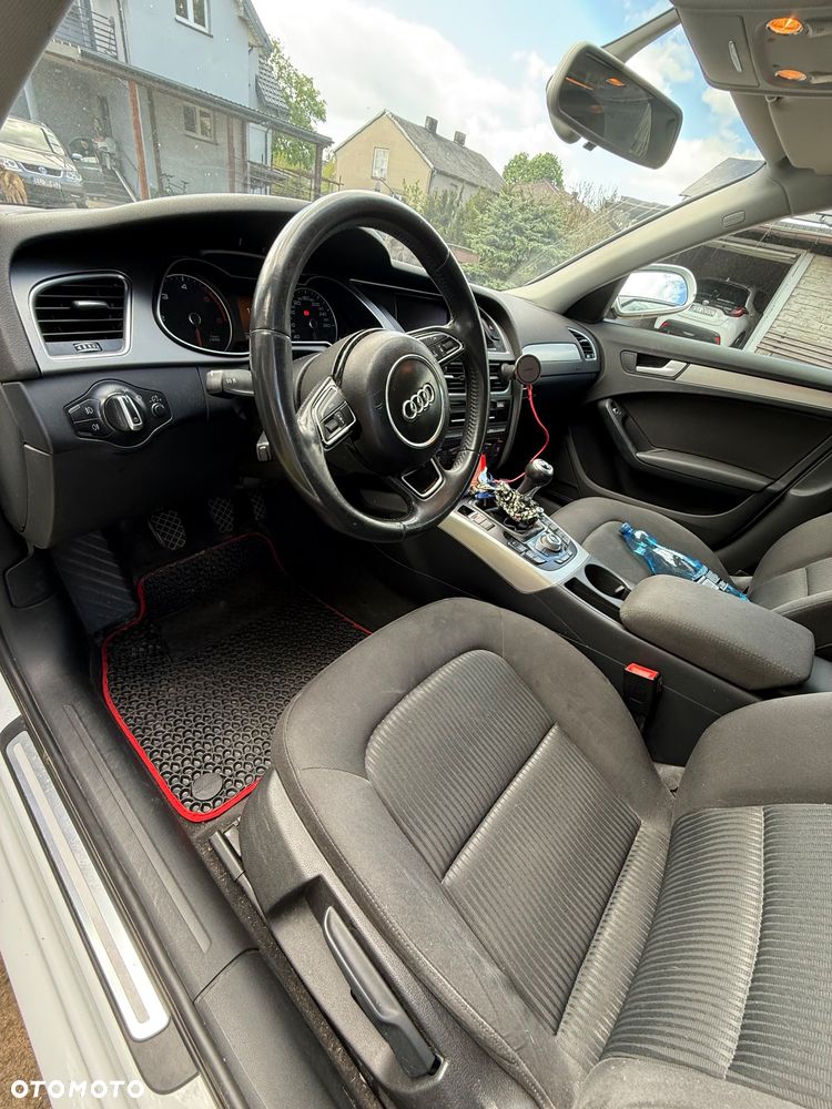 Audi A4 Avant 2.0 TDI DPF Ambiente - 6