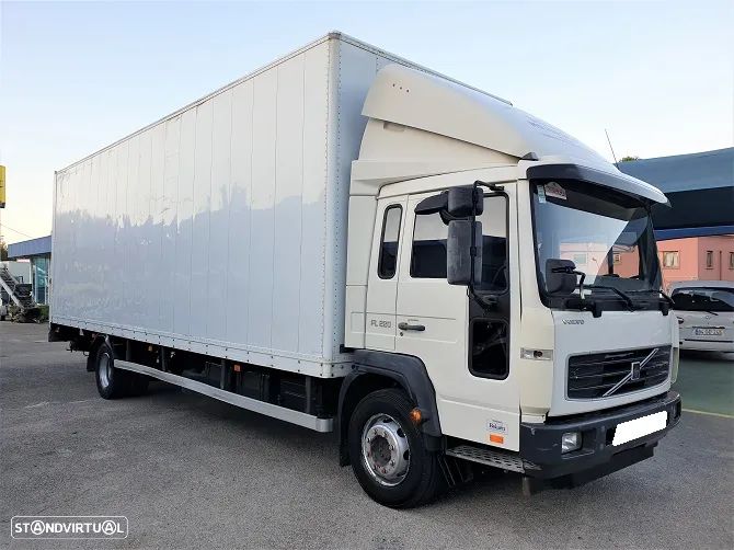 Volvo FL220 - 1