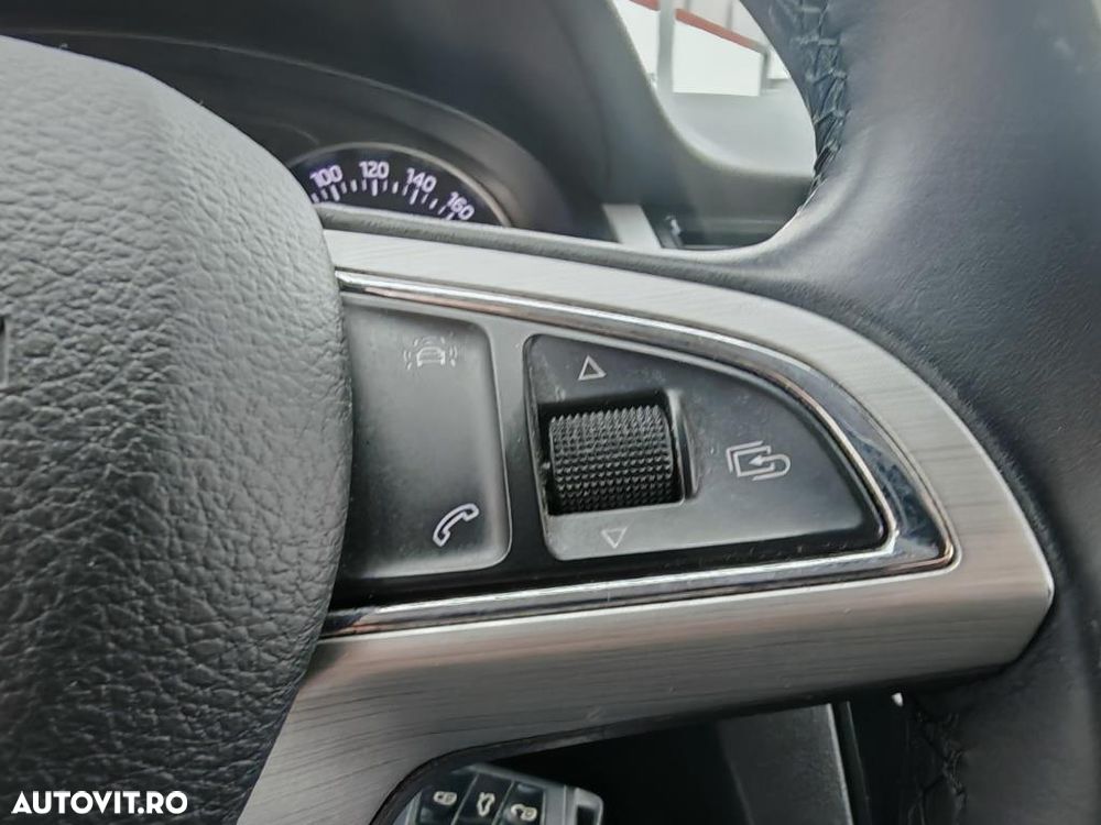 Skoda RAPID 1.6 TDI Ambition - 17