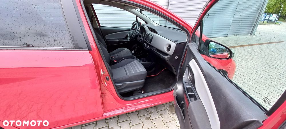 Toyota Yaris 1.0 Active EU6 - 9