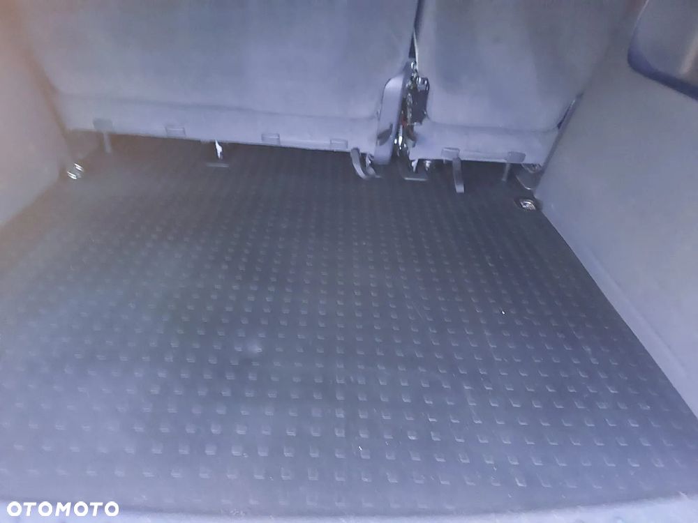 Volkswagen Caddy 2.0 TDI Highline - 26