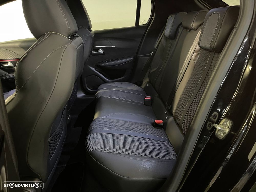 Peugeot e-208 50 kWh GT - 13