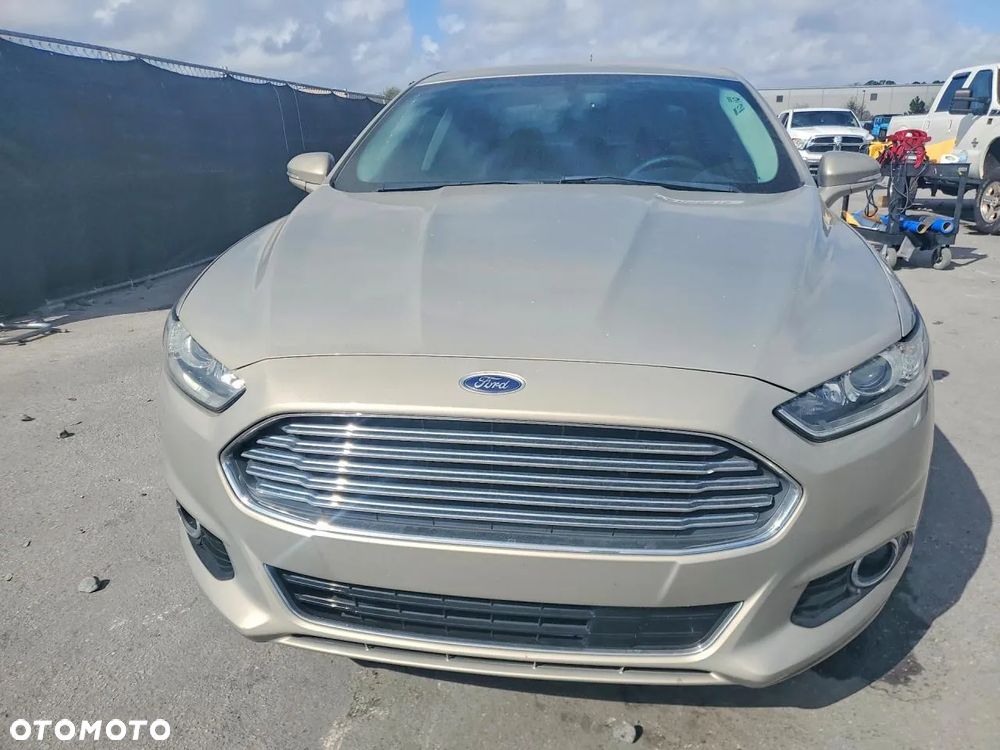 Ford Mondeo 2.0 Ti-VCT Titanium - 5