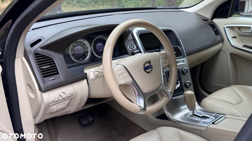 Volvo XC 60 3.2 AWD Summum - 4