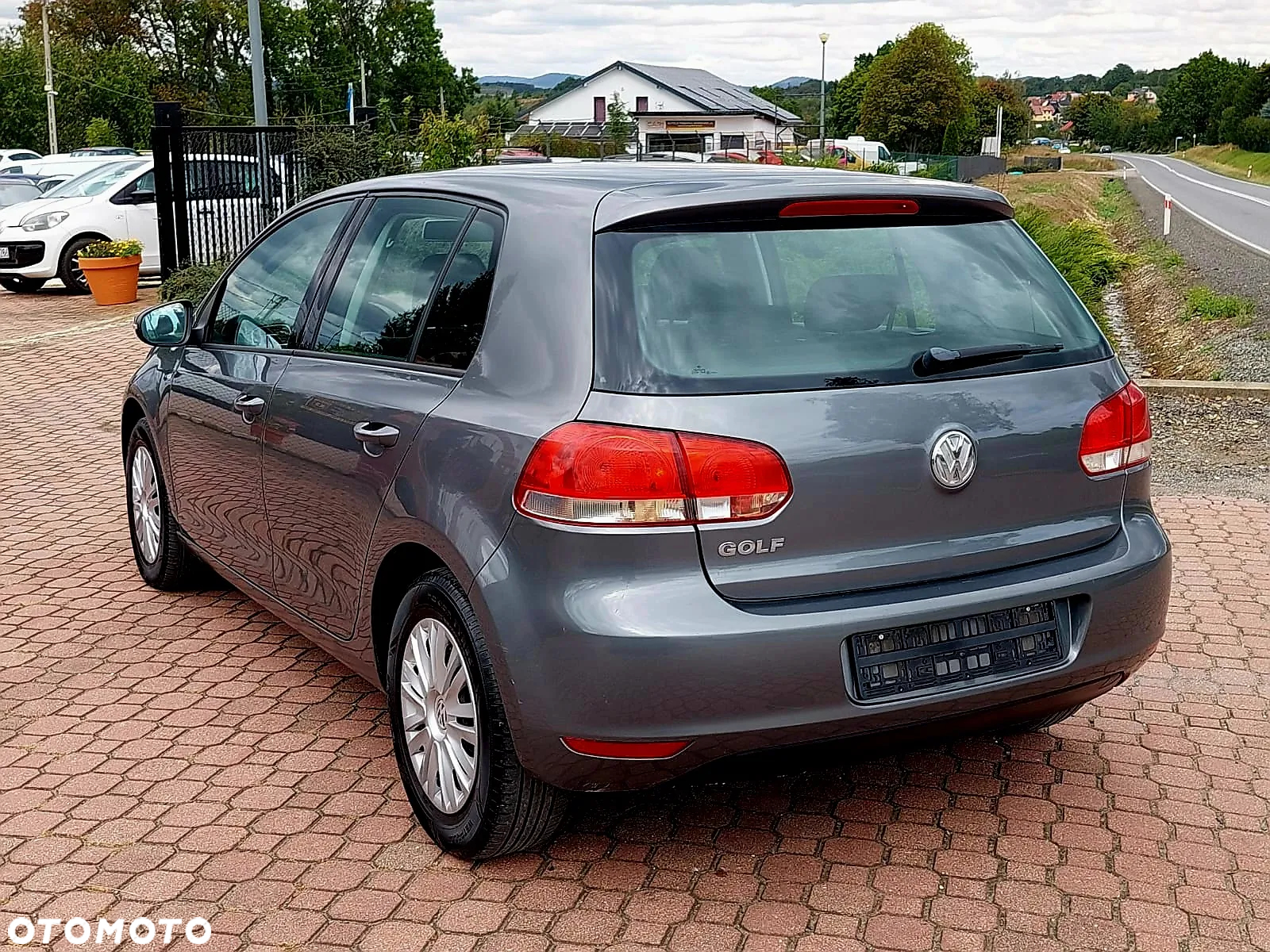Volkswagen Golf 1.2 TSI BlueMotion Technology Comfortline - 3