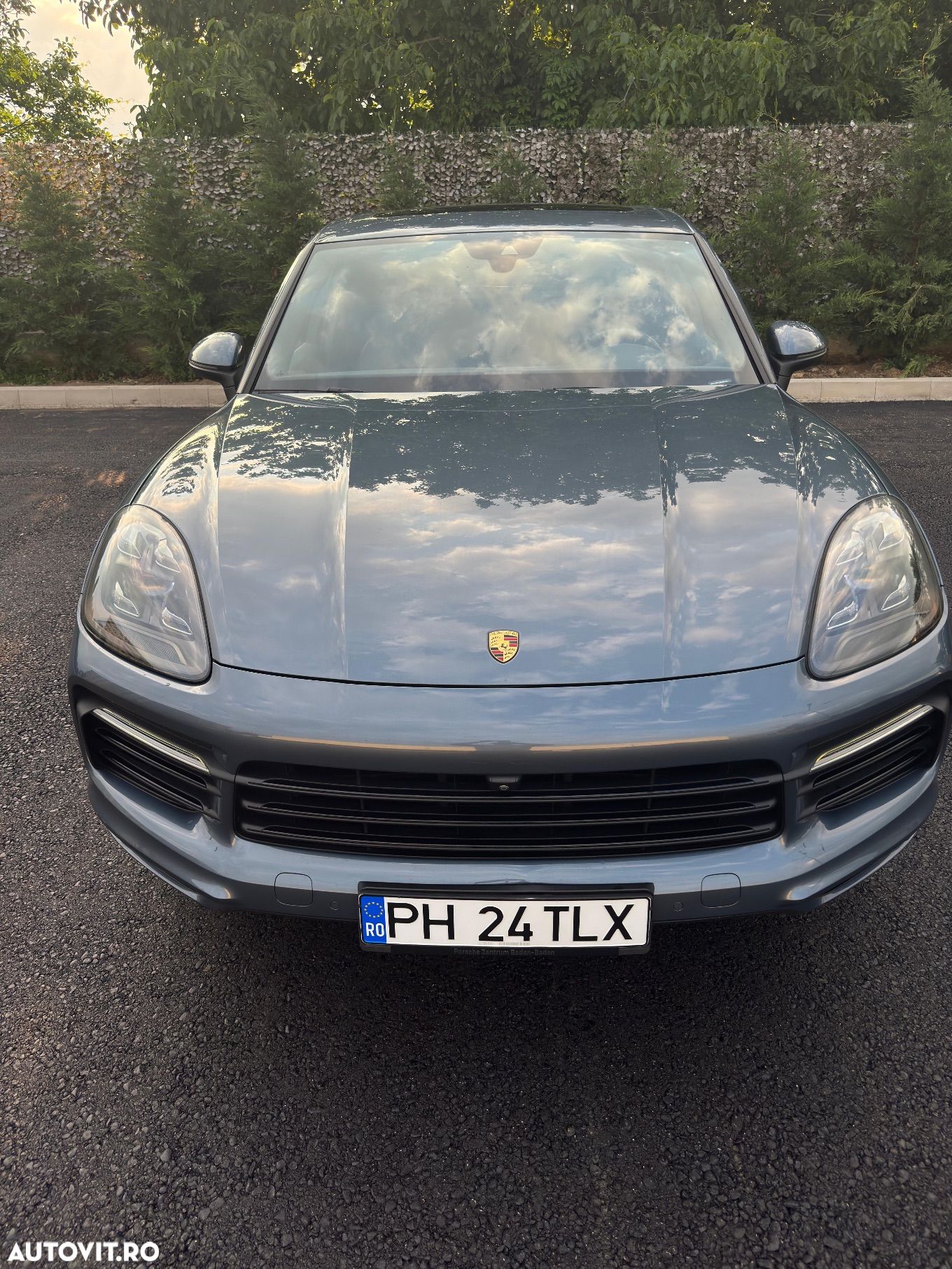 Porsche Cayenne S - 1