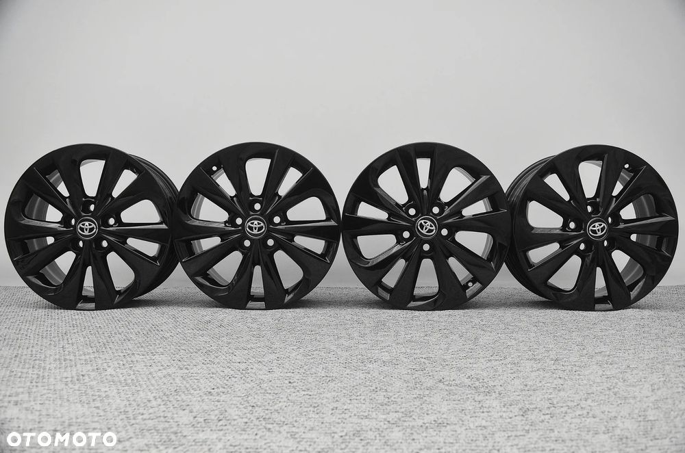 Felgi 7x17 5x114.3 Toyota Corolla Avensis Camry RAV4 C-HR Auris HighLander - 3