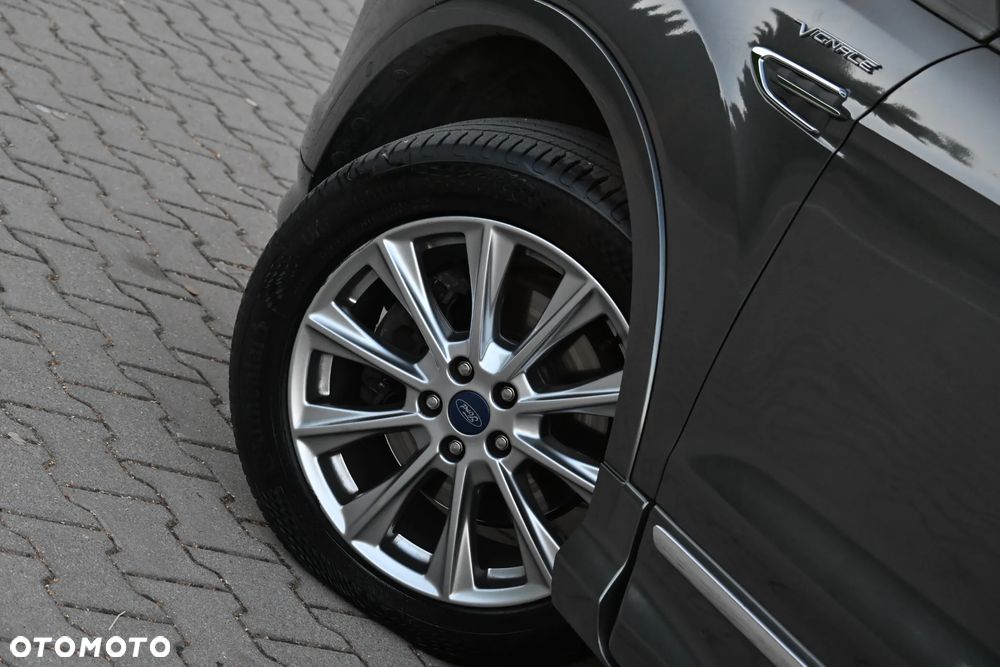Ford Kuga 2.0 TDCi 4x4 Vignale - 37