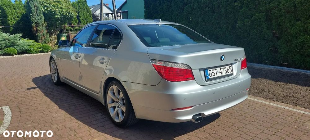 BMW Seria 5 520d - 5