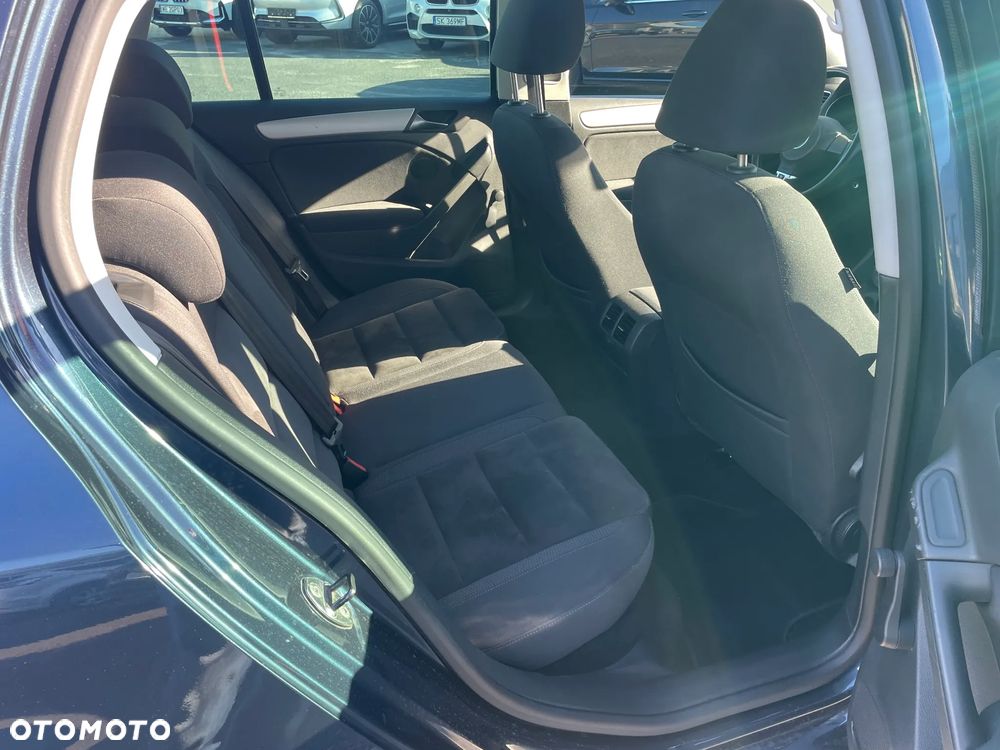 Volkswagen Golf 2.0 TDI DPF 4Motion Highline - 10
