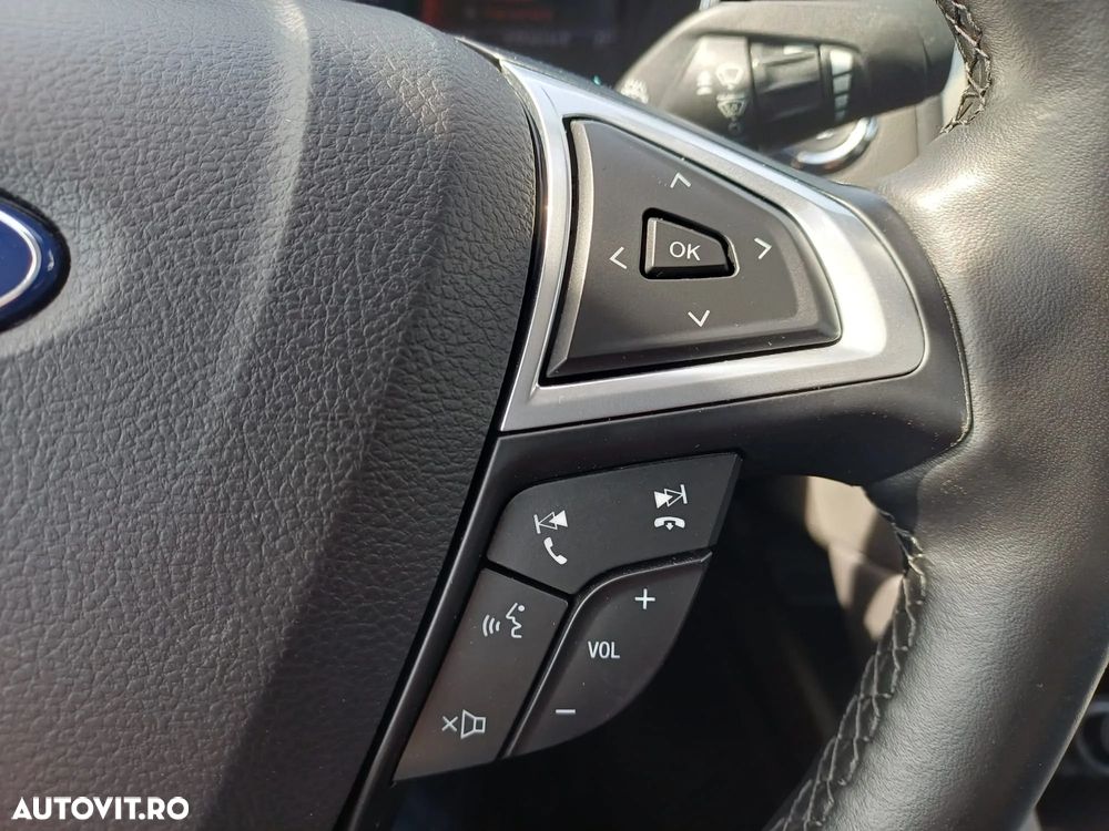 Ford Mondeo 2.0 HEV Titanium - 15