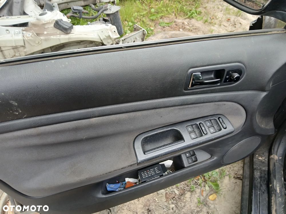VOLKSWAGEN PASSAT B5 LIFT L041 fotel fotele kanapa deska kokpit podsufitka boczek boczki klamka - 3