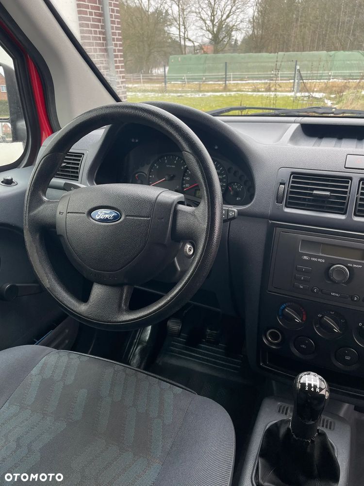 Ford Transit Connect - 15