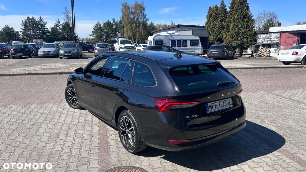 Skoda Octavia - 25