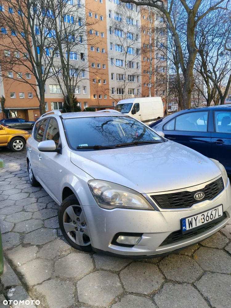 Kia Ceed 1.6 Crdi L - 1
