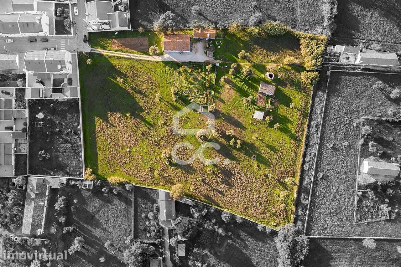Quinta de 11.625 m² c/ Moradia T3 e anexos | Canaviais, Évora - Grande imagem: 2/43