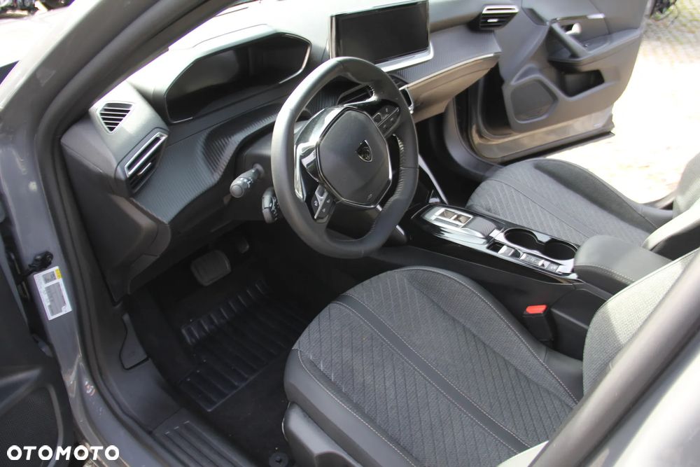 Peugeot 2008 Hybrid 145 e-DSC Allure - 10