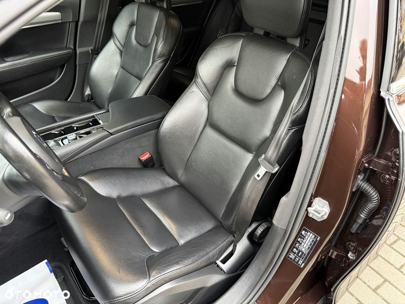 Volvo S90 D4 Geartronic Momentum Pro - 11