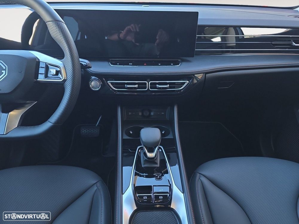 MG HS 1.5 Plug-in Hybrid Luxury - 12