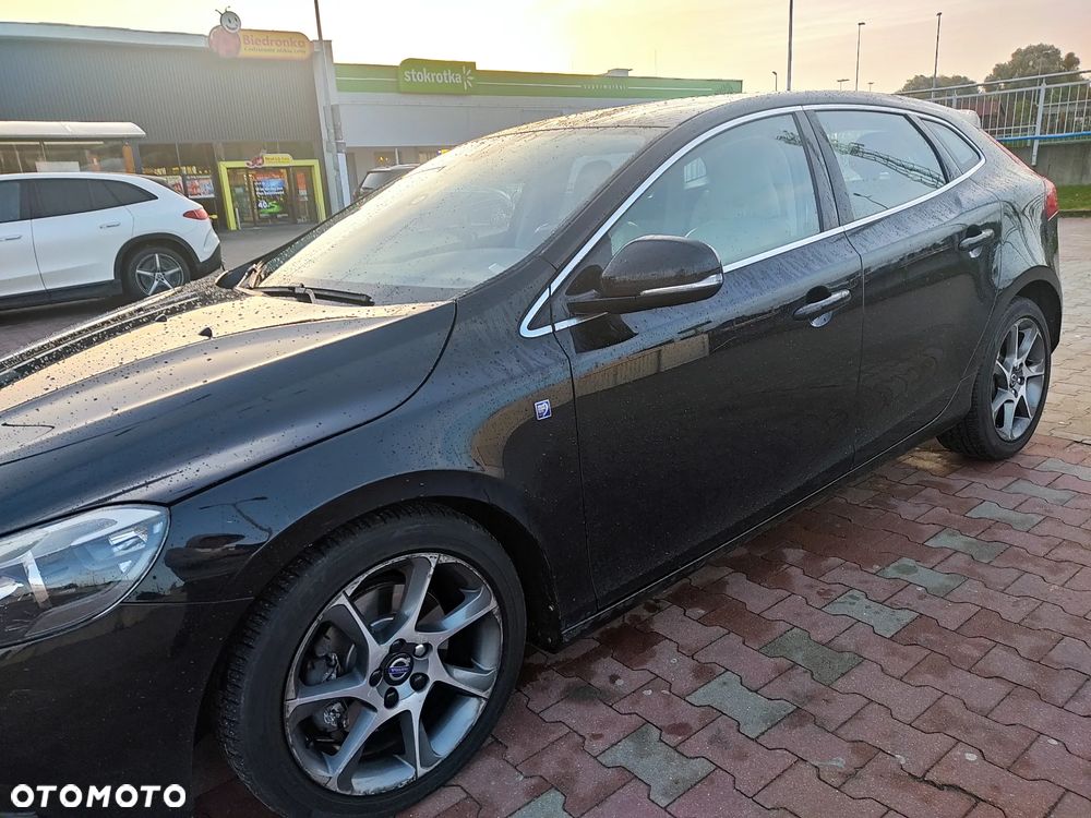 Volvo V40 T3 Drive-E Ocean Race - 12
