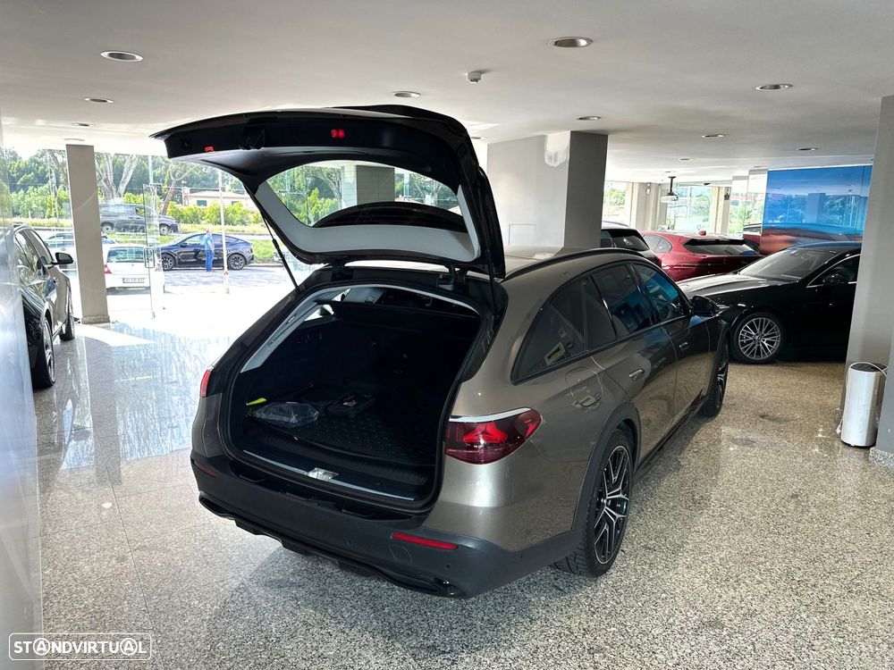 Mercedes-Benz E 300 de 4Matic All-Terrain - 46