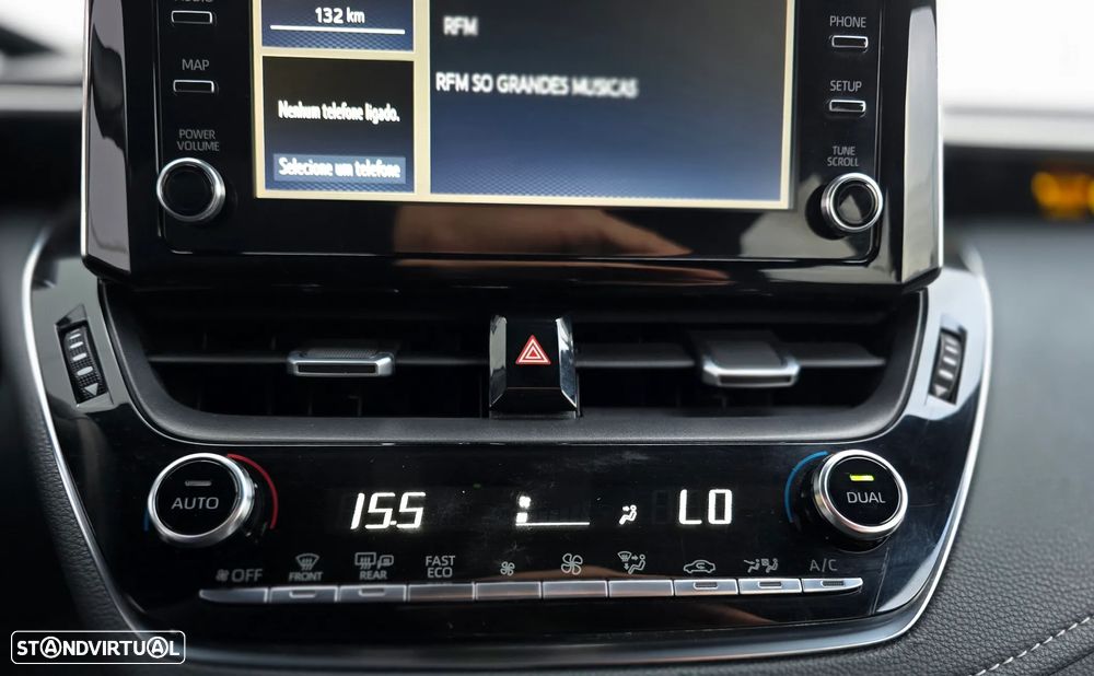 Toyota Corolla Touring Sports 1.2T Comfort+P.Sport - 19